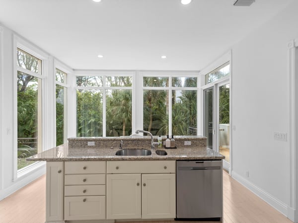5919 Gulf of Mexico Dr, Longboat Key, FL