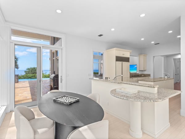 5919 Gulf of Mexico Dr, Longboat Key, FL