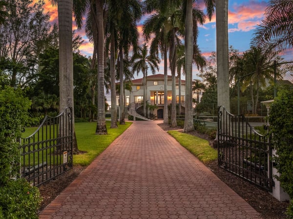 5919 Gulf of Mexico Dr, Longboat Key, FL