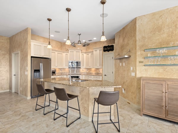 150 Cousley Dr SE, Port Charlotte, FL