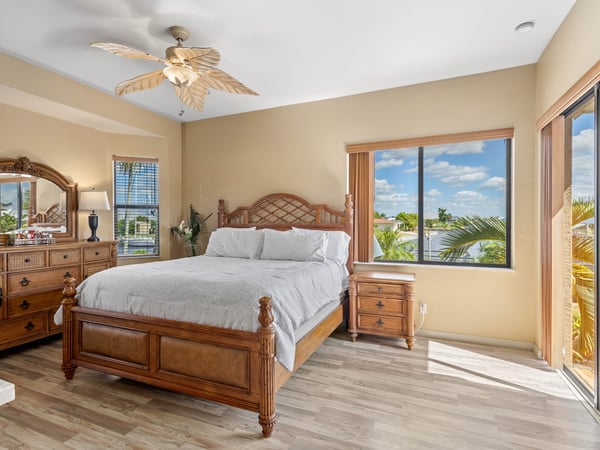 150 Cousley Dr SE, Port Charlotte, FL