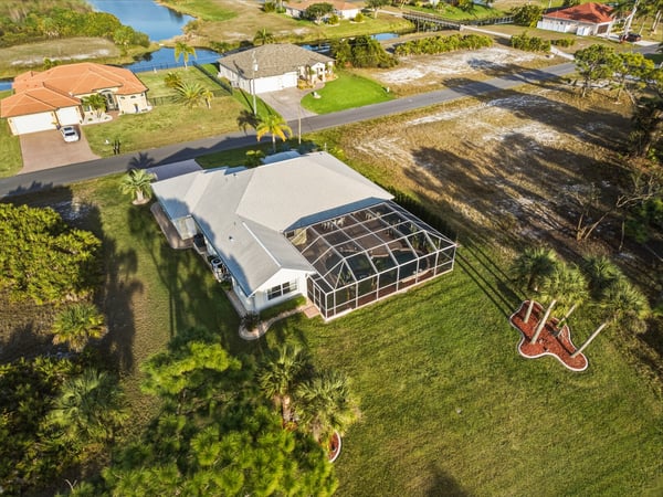 112 Tournament Rd, Rotonda West, FL