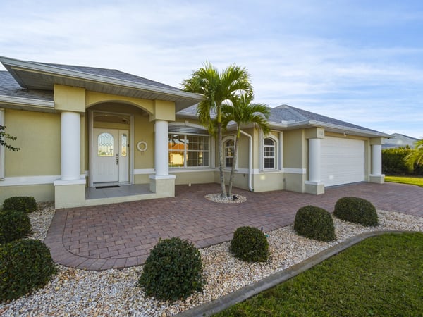 112 Tournament Rd, Rotonda West, FL