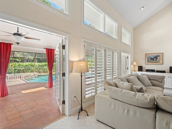 4937 Landings Ct, Sarasota, FL