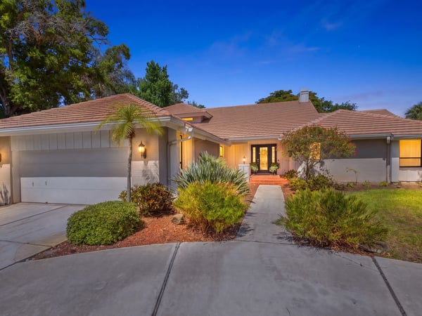 4937 Landings Ct, Sarasota, FL