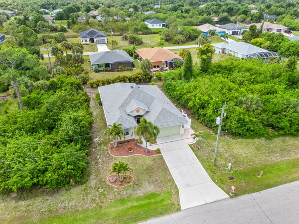117 Beau Rivage Dr, Rotonda West, FL