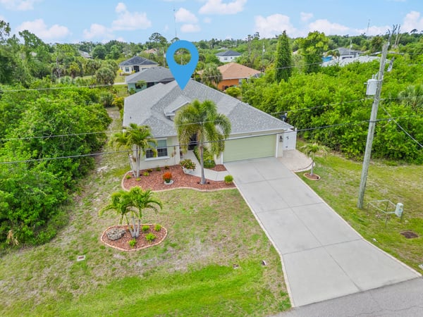 117 Beau Rivage Dr, Rotonda West, FL