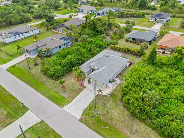 117 Beau Rivage Dr, Rotonda West, FL