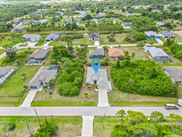 117 Beau Rivage Dr, Rotonda West, FL