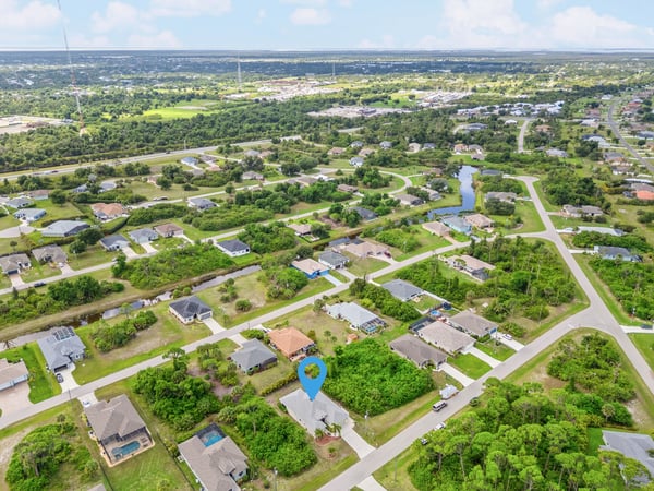 117 Beau Rivage Dr, Rotonda West, FL