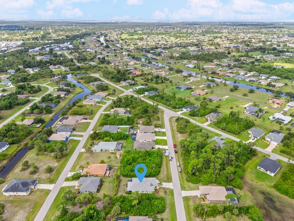 117 Beau Rivage Dr, Rotonda West, FL