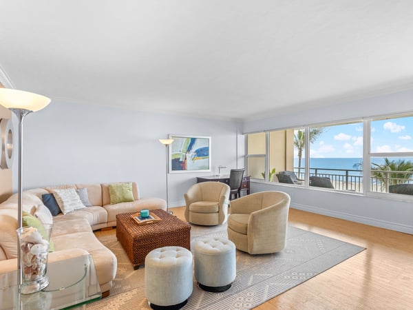 603 Longboat Club Rd Unit 202N, Longboat Key, FL