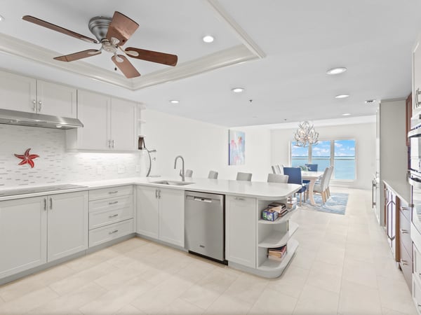 2450 Harbourside Dr, Unit 244, Longboat Key, FL