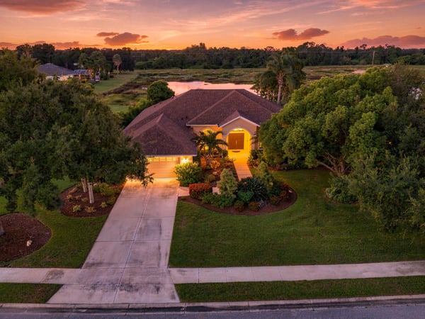7215 Pine Valley St, Bradenton, FL
