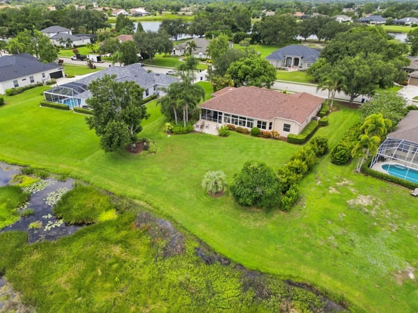 7215 Pine Valley St, Bradenton, FL