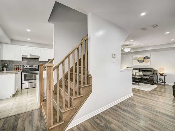 1593 Leblanc Court, Milton, ON