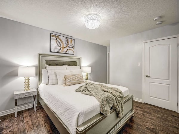 1593 Leblanc Court, Milton, ON
