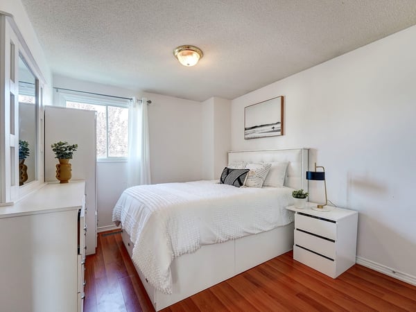 1564 Somergrove Cres, Pickering, ON