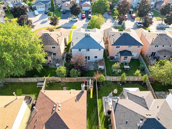 1564 Somergrove Cres, Pickering, ON