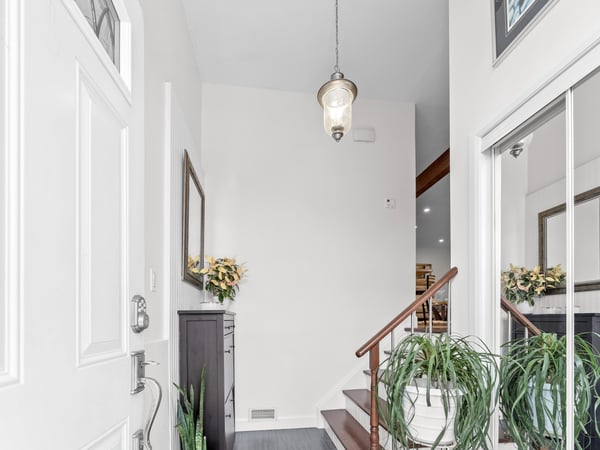 1621 Warren Drive, Mississauga, ON