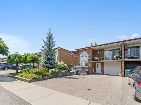 1621 Warren Drive, Mississauga, ON