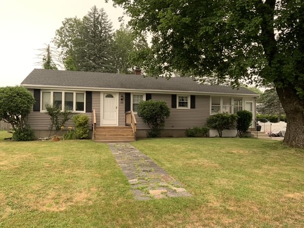 35 Airport Rd, North Grafton, MA