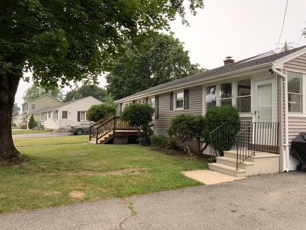 35 Airport Rd, North Grafton, MA