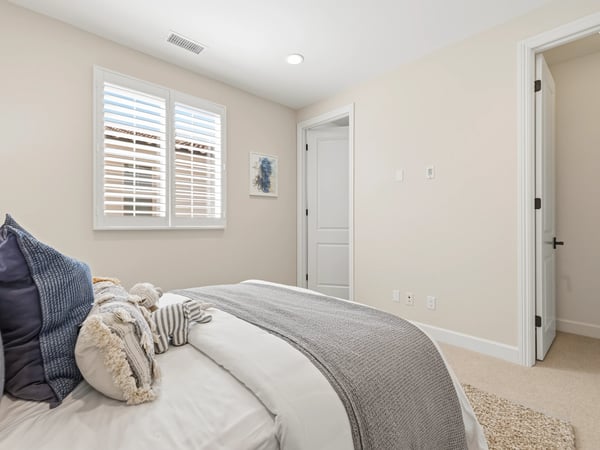 14604 McCormick Street, Sherman Oaks, CA