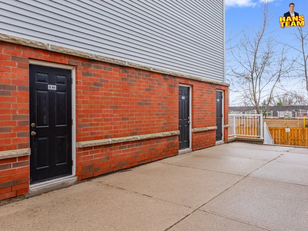 235 Ferndale Dr S 13, Barrie, ON