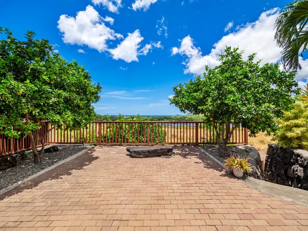 87-1126 Anaha St, Waianae, HI