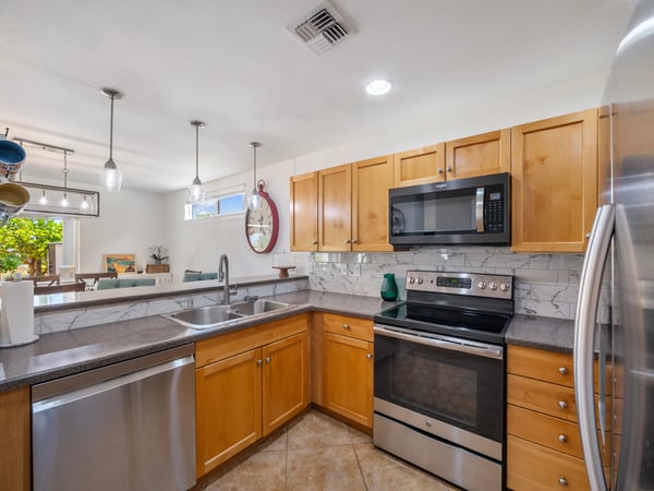87-1126 Anaha St, Waianae, HI