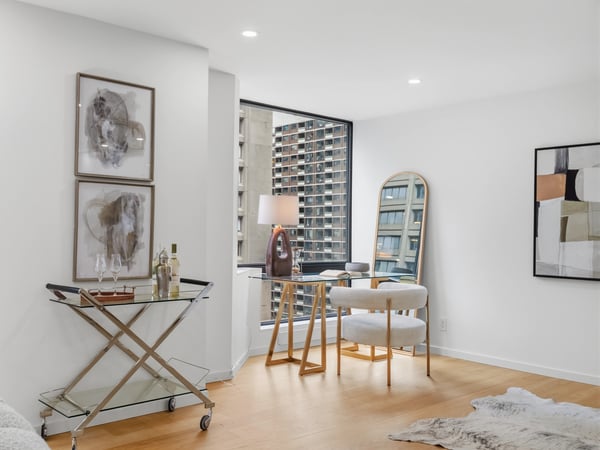 1166 Bay St., #1002, Toronto, ON