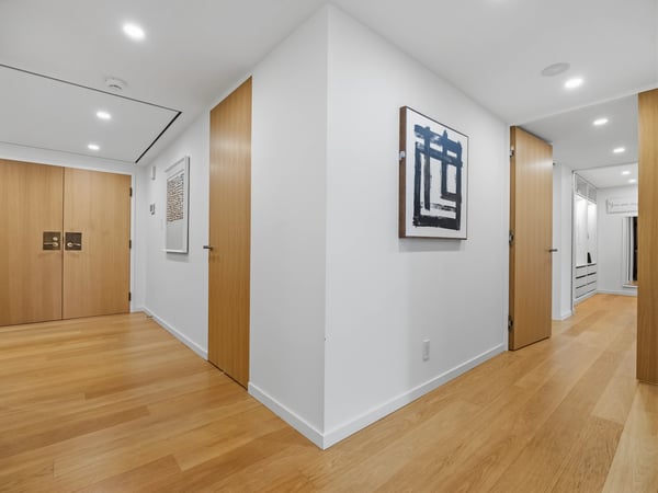 1166 Bay St., #1002, Toronto, ON