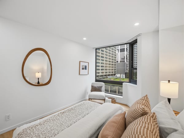 1166 Bay St., #1002, Toronto, ON
