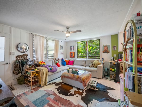 71 Kawananakoa Pl, Honolulu, HI