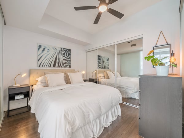 169 Fort York Blvd #918, Toronto, ON