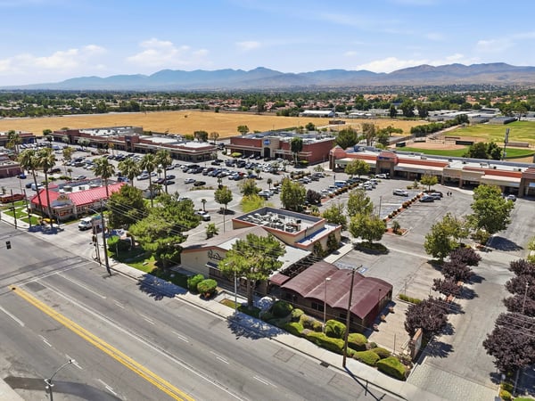 2162 E Palmdale Blvd., Palmdale, CA