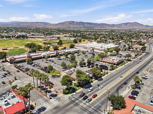 2162 E Palmdale Blvd., Palmdale, CA