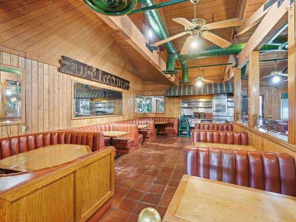 2162 E Palmdale Blvd., Palmdale, CA