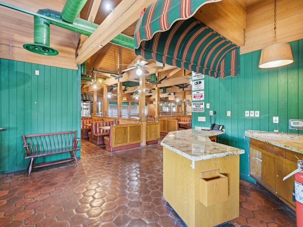 2162 E Palmdale Blvd., Palmdale, CA