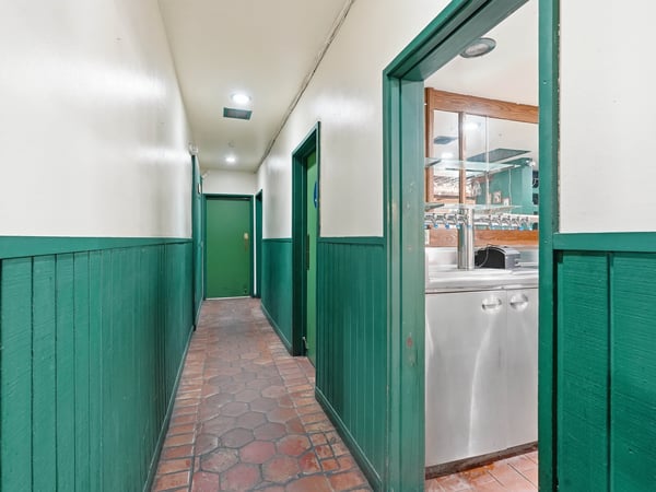 2162 E Palmdale Blvd., Palmdale, CA