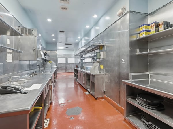 2162 E Palmdale Blvd., Palmdale, CA