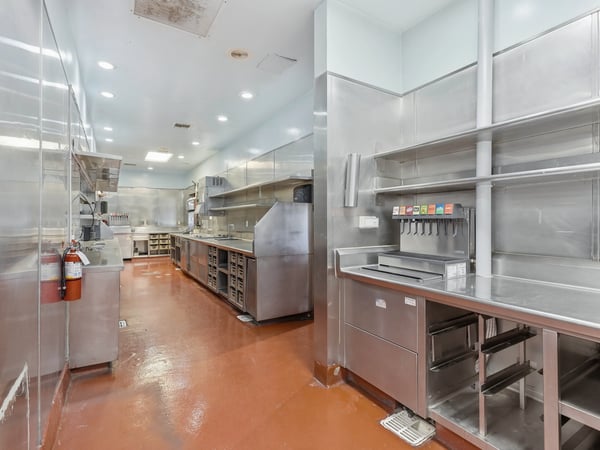 2162 E Palmdale Blvd., Palmdale, CA