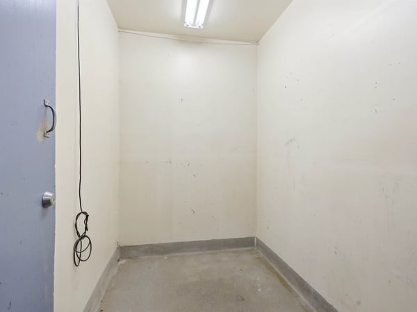 2162 E Palmdale Blvd., Palmdale, CA