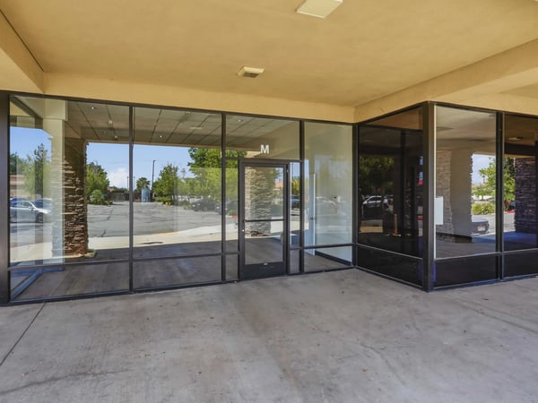 2140 E Palmdale Blvd., Palmdale, CA