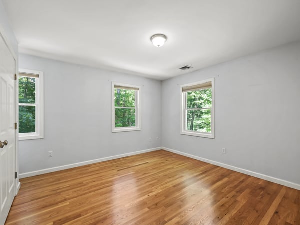 25 Kennerson Reservoir Road, Eastford, CT