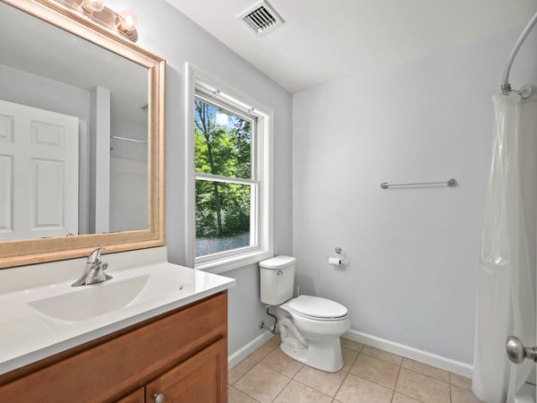 25 Kennerson Reservoir Road, Eastford, CT