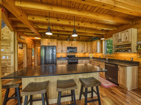 201 Rollins Rd, Newbury, NH