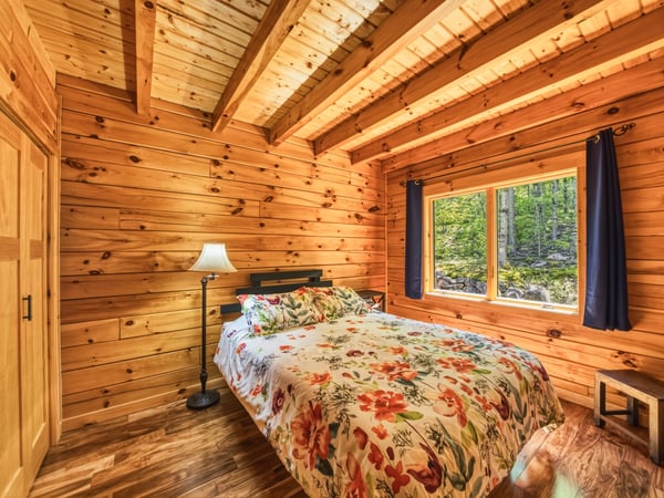 201 Rollins Rd, Newbury, NH