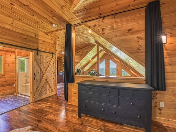 201 Rollins Rd, Newbury, NH